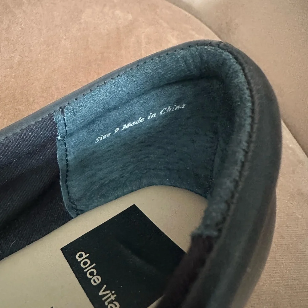 Dolce Vita Reyes Black Mary Jane Flats - Picture 8 of 8